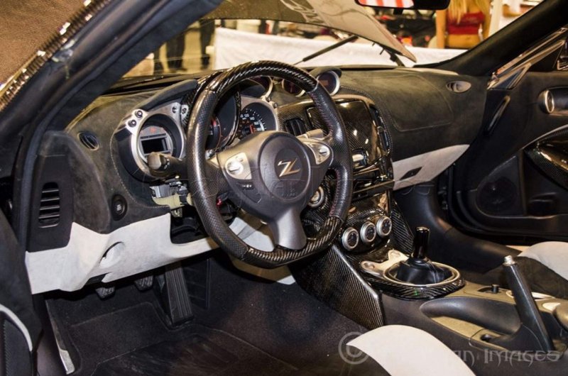carbon-fiber-nissan_370z-11