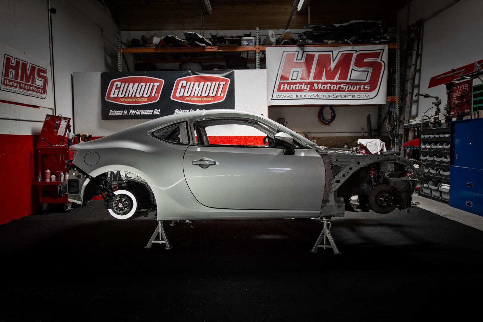 Toyota-gt86-ferrari-v8-tuerck-07